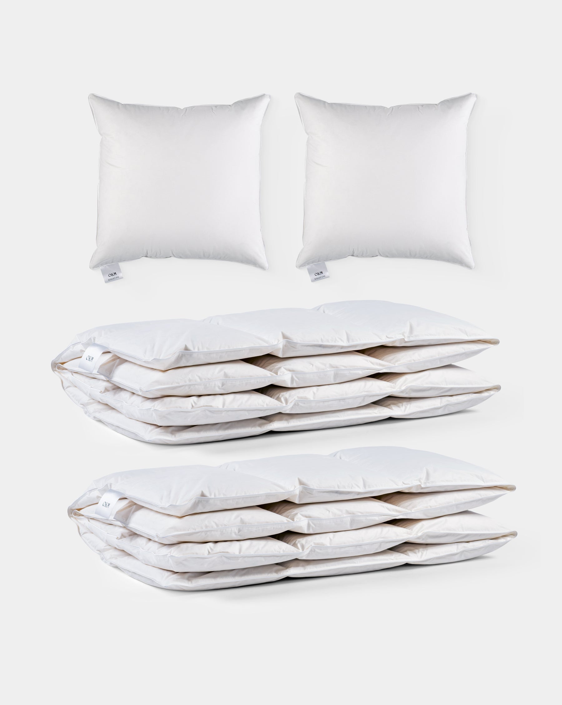 Down pillow Signature