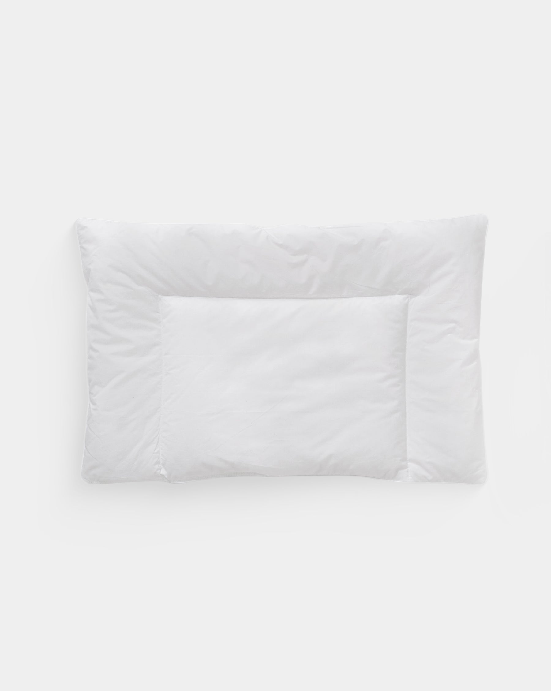 Down pillow Signature